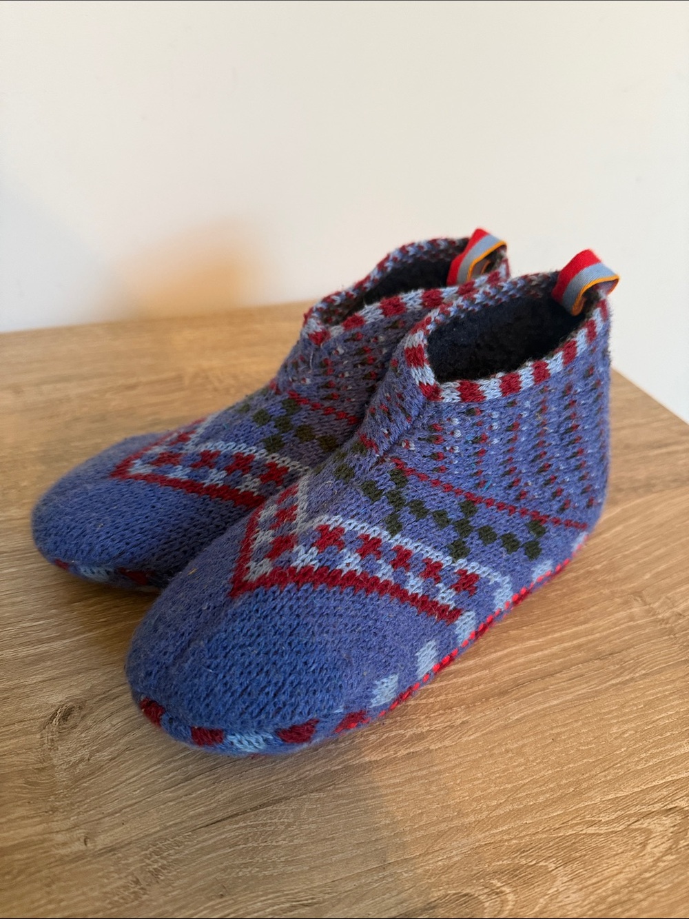 Bombas Kids Blue Knit Slipper Shoes with Red Accent